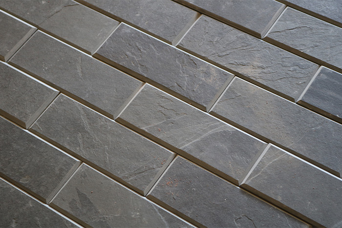 BRICK 34 - BISOTE ARDÉSIA BLACK.2